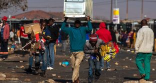 Bond sudafricani, preoccupano gli scontri violenti
