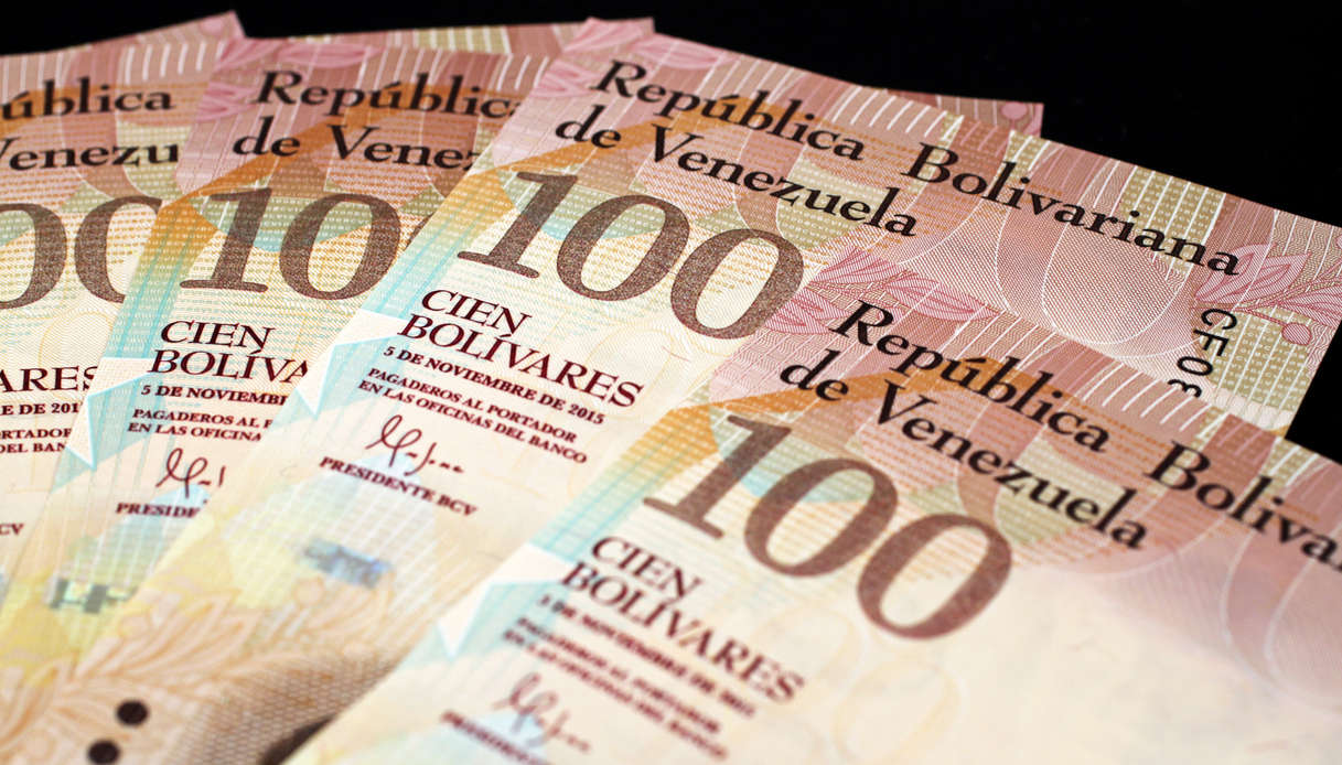 Bond Venezuela in crollo verticale