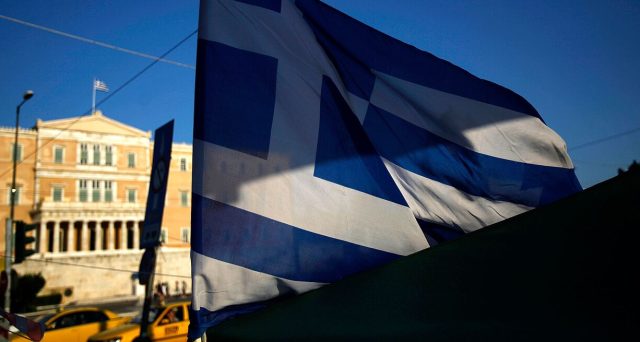 Bond Grecia, riapertura di due scadenze