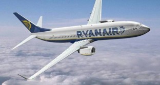 Arrivano le offerte Flash di Ryanair da 5,99 euro per un volo low cost di sola andata: ecco le info e la nuova politica bagagli 1° novembre.