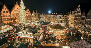 Ecco le migliori offerte a partire da 100 euro per visitare i mercatini di Natale 2017 più belli d'Italia e d'Europa.