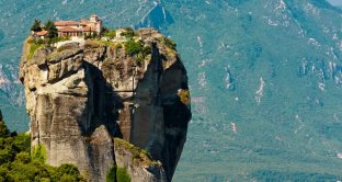 Viaggio in Grecia estate 2018: ecco i principali luoghi da visitare ed i rispettivi costi aggiornati.