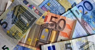 Investire 1.000 euro in bond e sul conto deposito vincolato della IllimityBank con tasso al 3,25%: info e guadagni.