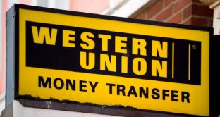 La Western Union ridurrà le commissioni del 50% per i lavoratori dei servizi essenziali e per quelli in prima linea che invieranno denaro (a livello globale) mediante i canali digitali dell’azienda fino al 20 maggio.