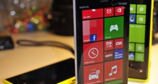 Definire il Nokia Lumia 925 il miglior cameraphone del mondo è riduttivo: non perché non meriti quella definizione, ma perché il Nokia Lumia 925 è molto di più. Ecco una recensione completa dello smartphone Windows Phone 8. 