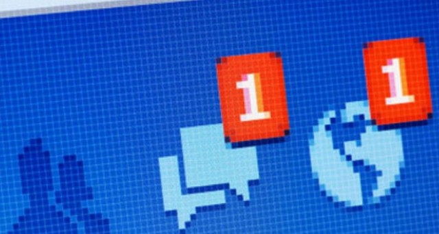 Qualche mese fa Facebook ha annunciato la possibilità di disattivare le notifiche relative ad applicazioni e giochi sul social network: ecco come fare. 