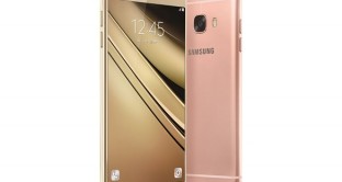Il Galaxy C5 sarà inizialmente commercializzato con un prezzo di circa 300 Euro per il modello con 32 GB di storage e di circa 330 Euro per il modello da 64 GB