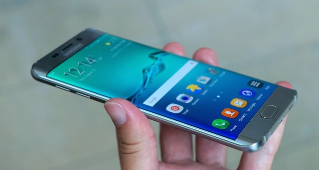 A distanza di poco più di un mese dal prossimo 2 di agosto, data della presentazione ufficiale, torna a far parlare di sé il nuovo Samsung Galaxy Note 7, il futuro phablet top di gamma della casa coreana che, ricordiamo, “salterà” il Note 6 per mettersi in pari con la denominazione dei flagship S7 e […]