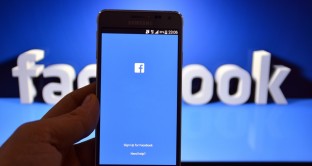 Facebook mette a disposizione dei suoi utenti diversi strumenti per tutelare la privacy e nascondere le proprie foto