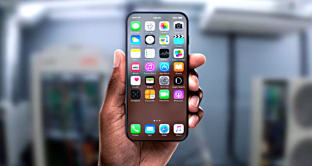 Apple convince e delude: si parla di una variante a 'specchio' per iPhone 8, ma potrebbe essere rinviata la ricarica wireless a induzione. Rumors e news.