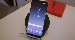 Offerte Galaxy Note 8, la caccia al prezzo più basso per il nuovo phablet di casa Samsung. Ricapitoliamo anche la scheda tecnica del device.