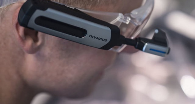 Arrivano gli EyeTrek INSIGHT EI-10, occhiali intelligenti di Olympus. Il mondo smart riscopre finalmente le lenti per la VR dopo la delusione Google Glass.