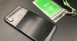 Leagoo S9, caratteristiche da leccarsi i baffi ed un prezzo super. Solo 300 euro per quello che è stato già definito il clone di Apple iPhone X.