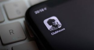 Chat per messaggi di testo anche su Clubhouse, la nuova funzione è in arrivo