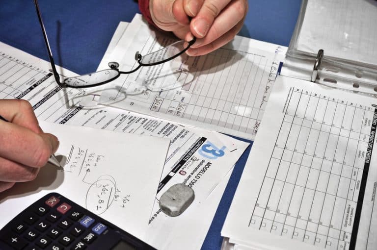 In vista della presentazione del mod 730 2013, ecco quali documenti servono per godere della detrazione per spese sanitarie