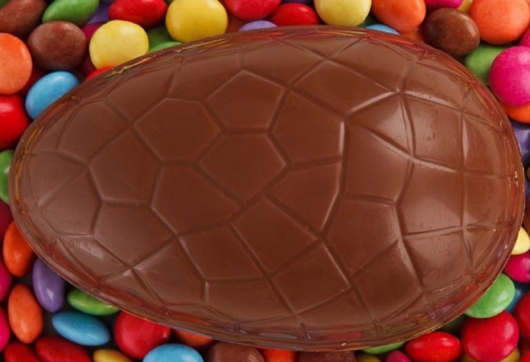 Prezzi uova di Pasqua e colombe.