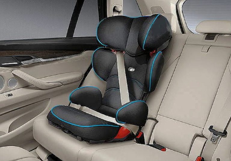 L'Osservatorio Infanzia Trovaprezzi.it comunica che dal corredino alla sicurezza per il proprio neonato acquistando online si risparmia circa il 30%.