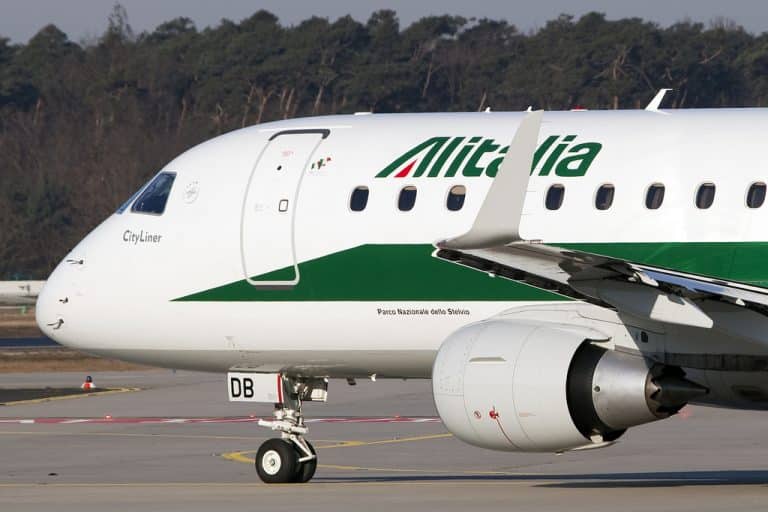 Ecco cos'è, i comfort ed i vantaggi di Alitalia Premium Economy Class.