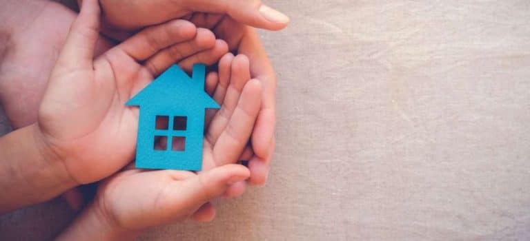 Una recente sentenza della C.T. Regione Lazio chiarisce che, per il comodato d'uso, in caso di omessa comunicazione, spetta ugualmente l'agevolazione ICI.