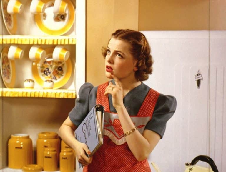 Ape Social lavoratori domestici e casalinghe: colf e badanti possono godere della pensione anticipata?