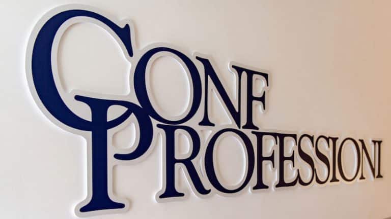 I professionisti possono contribuire in molteplici forme a snellire il carico di procedure burocratiche con cui le imprese si confrontano nella loro quotidianità.