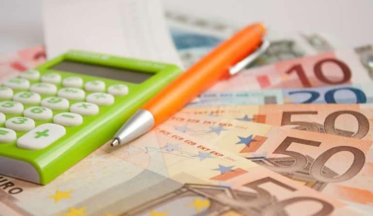 La Cgia di Mestre lancia l’allarme sui conti degli italiani dopo la pandemia Covid: in media ogni cittadino ha perso 2.500 euro.