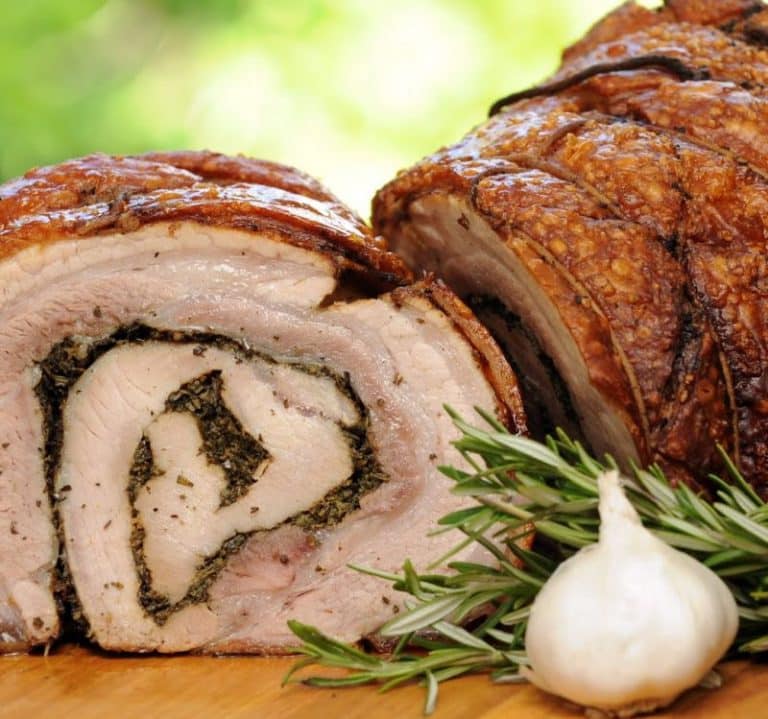 Porchetta Ariccia contaminata da Listeria monocytigenes, pericolosa per la salute, ritirata dal mercato: ecco marca, lotto e scadenza.