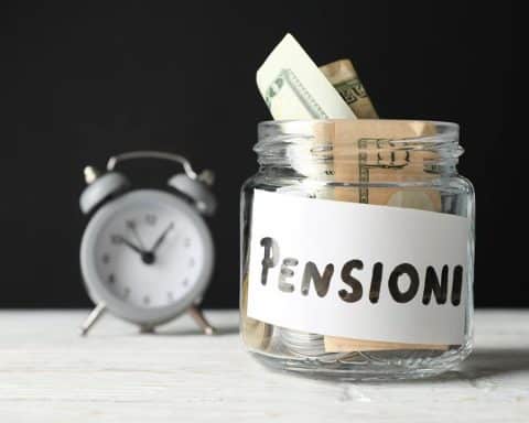 In pensione nel 2026 ad età variabili dai 64 anni ai 71 anni e con specifiche regole per i contributivi puri anche a 67 anni.