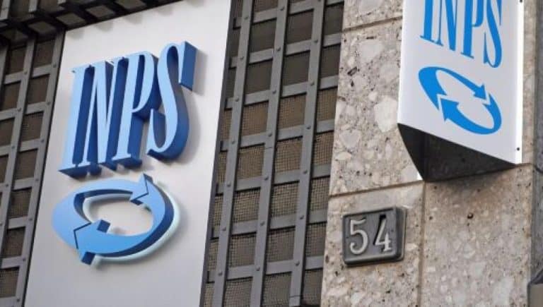 Uno spettro sulle pensioni? Cos’è e quando scatta il prelievo forzoso sull’assegno previdenziale? In quali casi non è legittimo? Scopriamolo in questa guida di Investire Oggi.