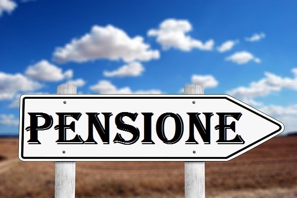 La domanda a cui rispondiamo è: “Quanto devo guadagnare per vivere tranquillamente in pensione?”. Ecco quanto guadagnare.