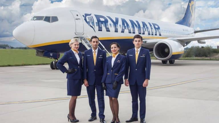 Nuove giornate di reclutamento tra gennaio e febbraio in tutta Italia con la compagnia aerea Ryanair che cerca hostess e steward.