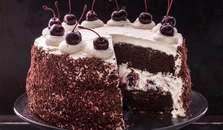 "Posso comprare la torta di compleanno usando la carta del Reddito di cittadinanza?".
In sostanza, si possono comprare dolci con il RdC 2021?