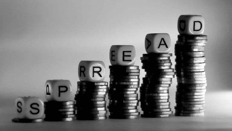 Spread giù e rendimento a 10 anni al 3,55%