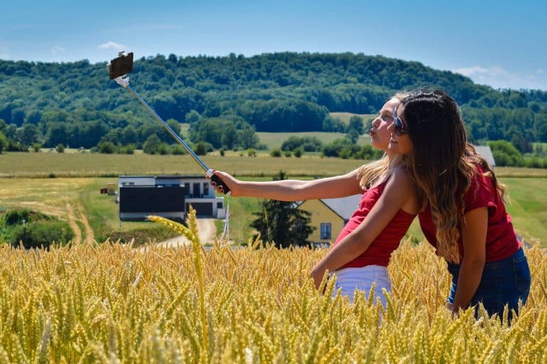 Con una circolare pubblicata ieri, l'INPS ha messo in chiaro gli obblighi previdenziali per i content creator compresi gli influencer