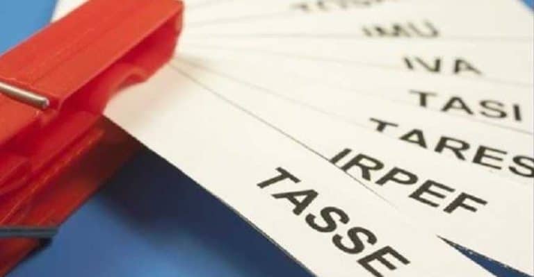 Le tasse da pagare entro la fine del mese di febbraio 2018: non solo Spesometro e pagamenti Irpef.