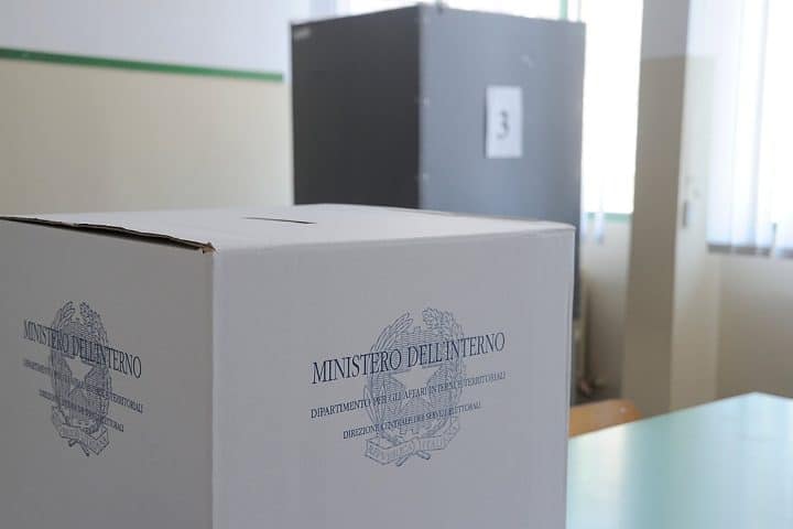 Scarsa affluenza al voto