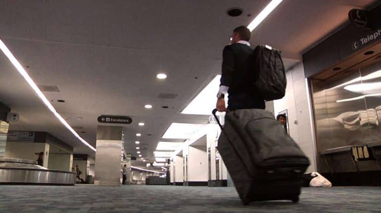 Pagare una quota fissa mensile e volare quanto si vuole: arrivano gli abbonamenti aerei. Ecco come funzionano e a chi convengono