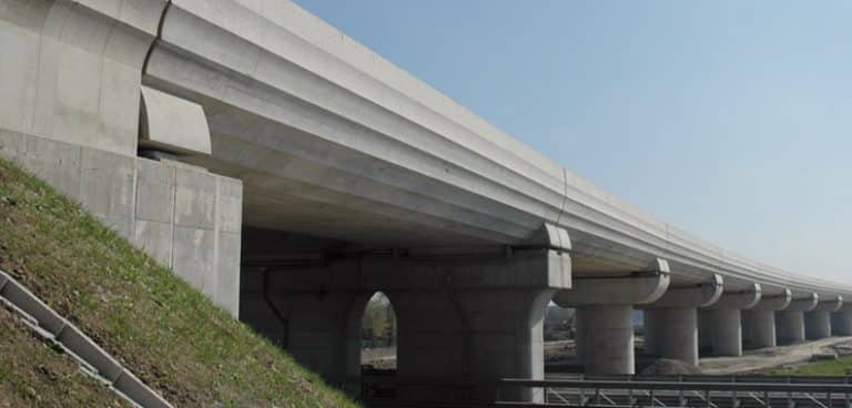 Cedola fissa del 4,75% per cinque anni, ma taglio minimo da 100.000 euro. Il gruppo edile emiliano è fra le prime imprese di costruzioni in Italia