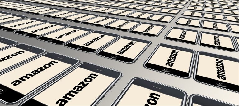 Amazon assumerà 100mila persone solo negli Usa e Canada, il boom dell'ecommerce fa volare il colosso di Jeff Bezos.