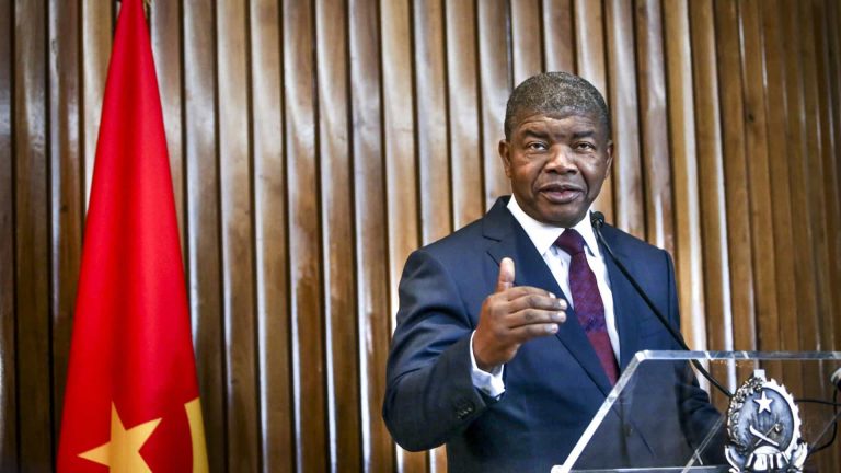 L'emissione di due bond sovrani dell'Angola ha riscosso notevole successo sui mercati finanziari, con ordini che quasi hanno triplicato l'offerta. Le cedole sono allettanti. E il rischio?