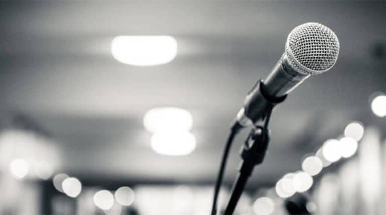 Prende il Reddito di Cittadinanza mentre incide un disco: sussidio sospeso. Ecco la storia che arriva da Catania