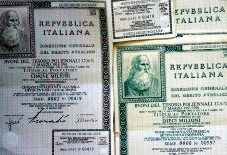 Il Tesoro colloca oggi all'asta titoli di stato a 3 e 7 anni per un controvalore massimo di 5,5 miliardi. Ecco le cedole e i rendimenti. Buone anche le prospettive per le quotazioni sul mercato secondario.