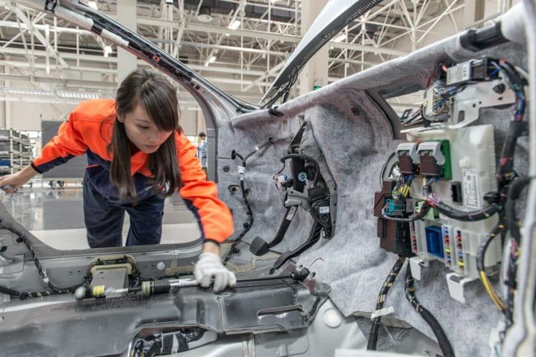 I prezzi alla produzione dell’industria cinese sono aumentati perché trainati dall’incremento dei prezzi delle materie prime.