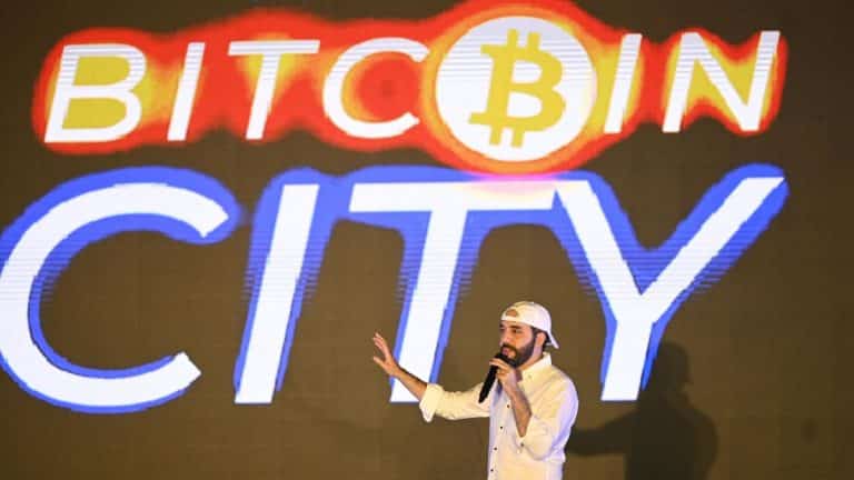 El Salvador, Bitcoin City resta obiettivo del governo