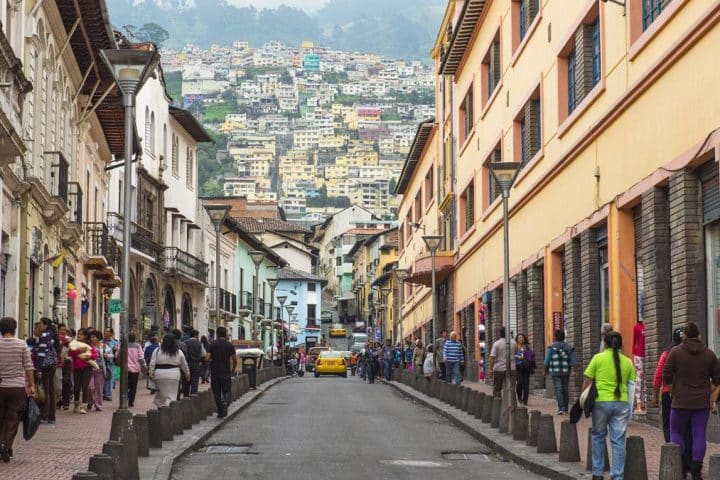 Bond Ecuador in risalita