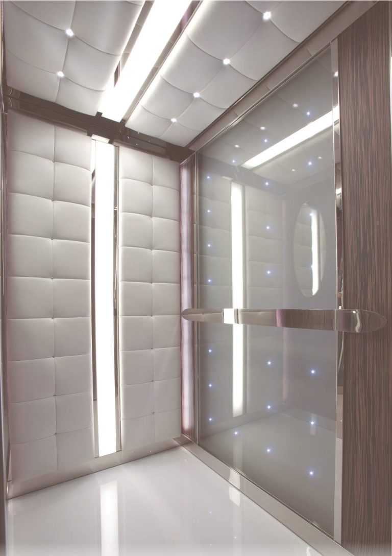 Dal 1° gennaio 2021 il Superbonus 110% è applicabile anche agli ascensori, come misura fondamentale per favorire l’abbattimento delle barriere architettoniche e migliorare l’accessibilità delle nostre abitazioni.