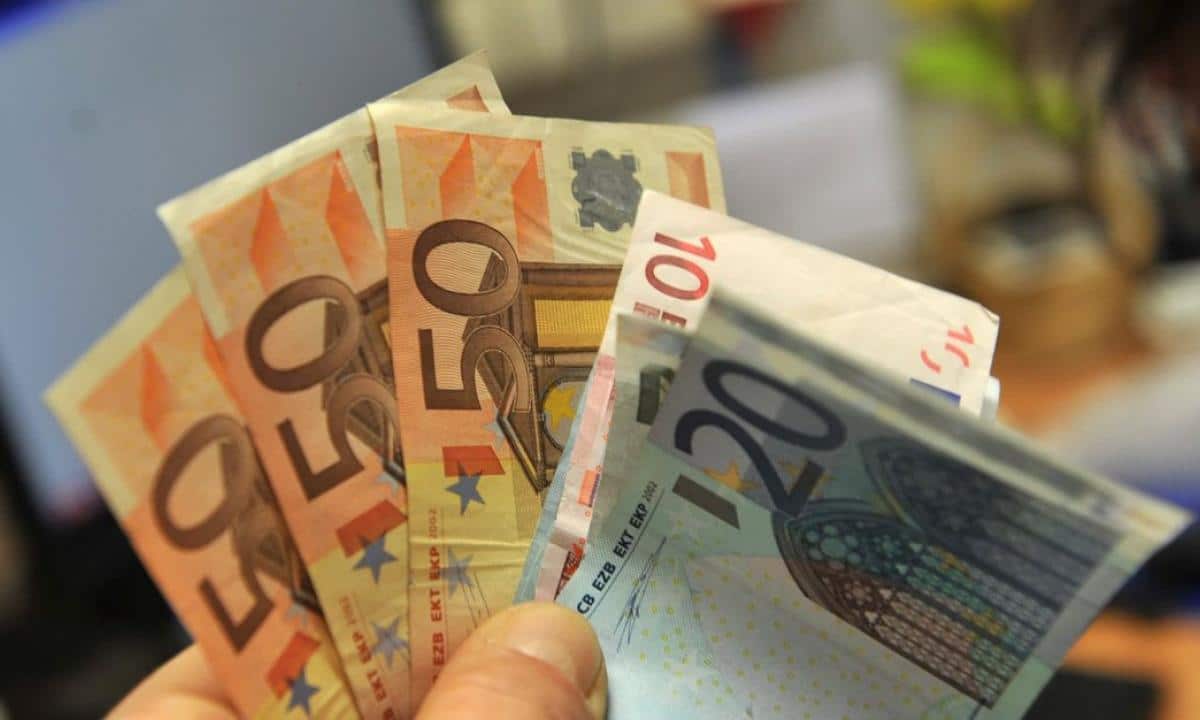 Gli aiuti del MES all'Italia avverrebbero dietro una condizionalità minima pretesa dagli stati del nord e respinta dall'Italia. Le alternative possibili esistono davvero? Vediamone un paio.