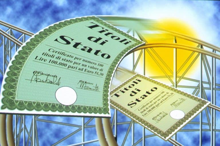 Rendimenti italiani apparentemente già molto bassi, ma se guardiamo ad altri dati ci accorgiamo che le prospettive per il mercato sovrano potrebbero restare positive.