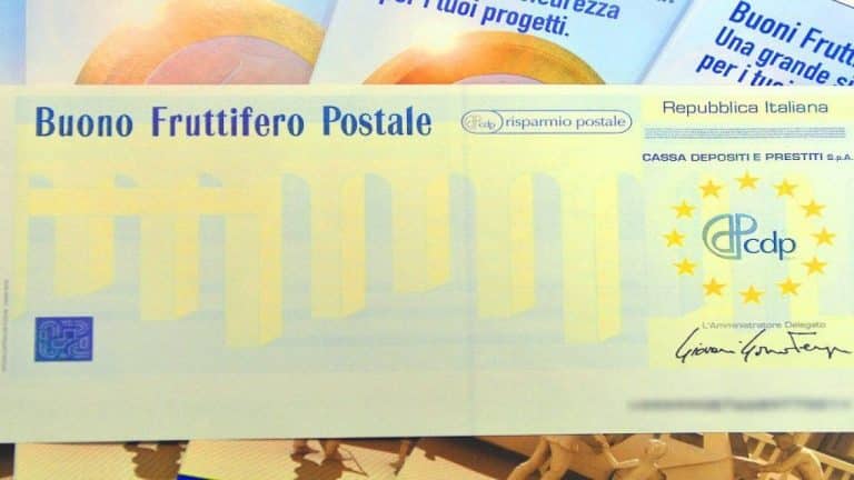 Tasse e imposte di bollo sui Buoni fruttiferi postali. Quanto si paga sugli interessi maturati e quali calcoli bisogna fare prima di investire.