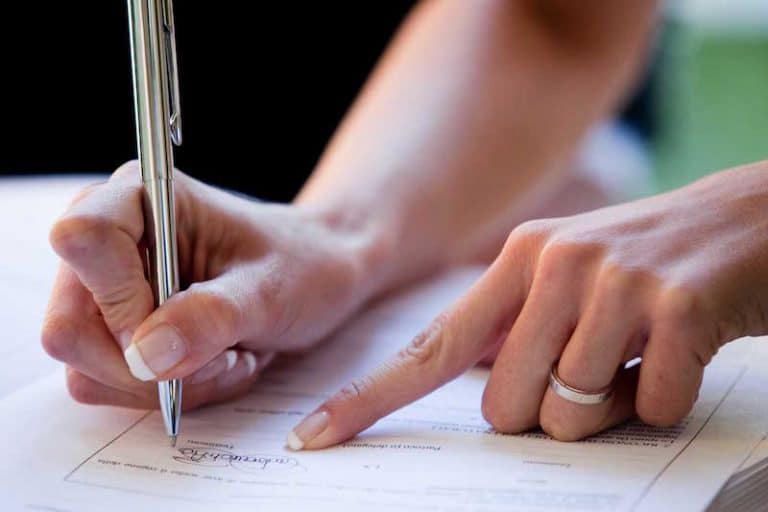 Disforia di genere: cambiare sesso anagrafico senza intervento chirurgico è possibile secondo la legge.